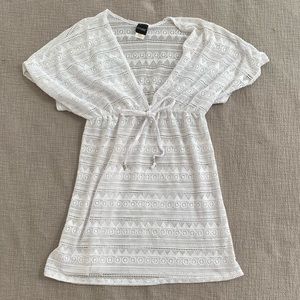 White stretchy beach cover up with elastic waist